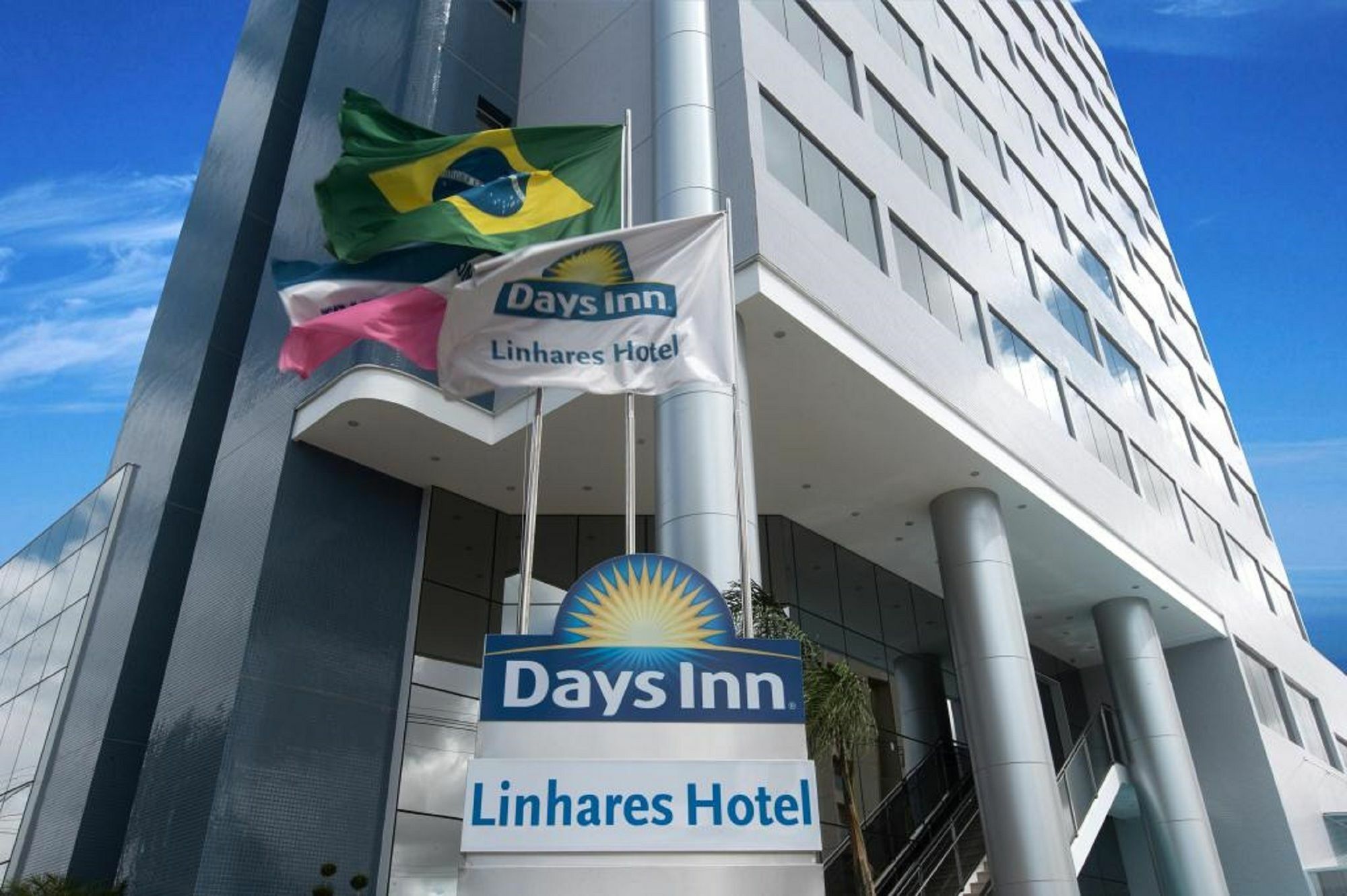Days Inn By Wyndham Linhares Eksteriør bilde